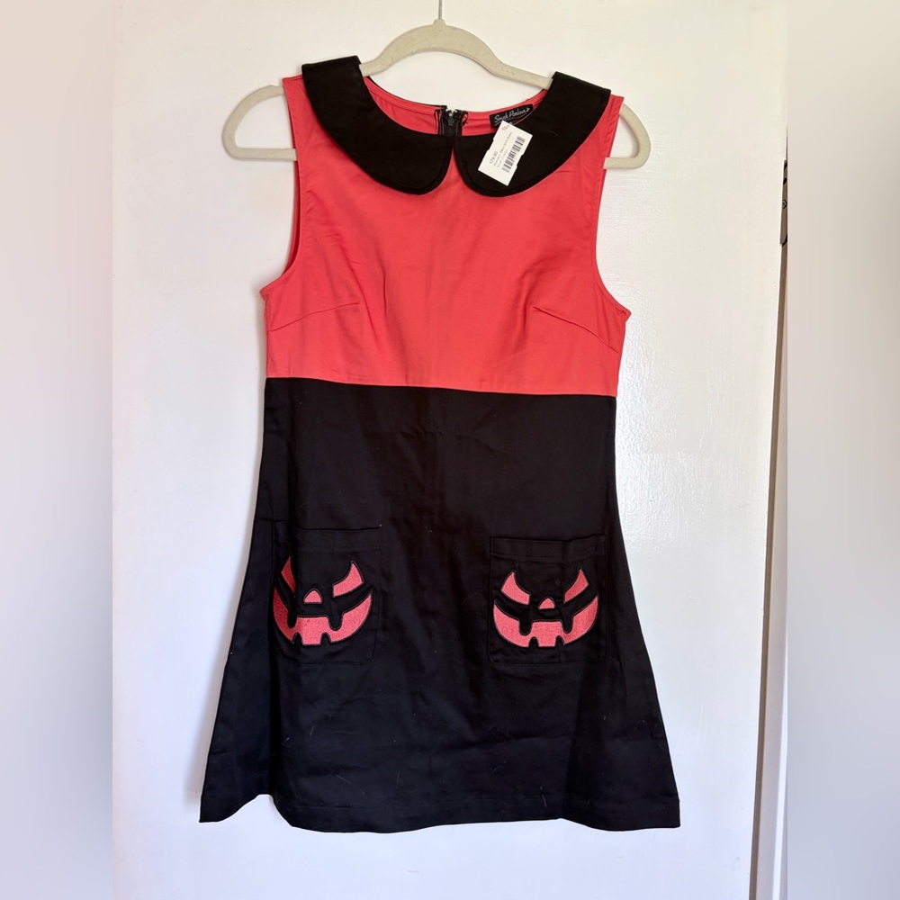 New w/Tags  Halloween Pumpkin Pocket Dress-Small